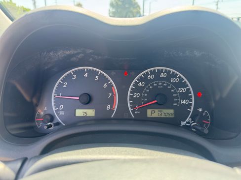 Used 2013 Toyota Corolla UNAVAIL FWD image 28
