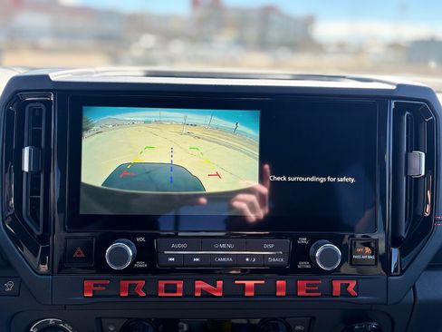 Used 2026 Nissan Frontier PRO-4X image 18