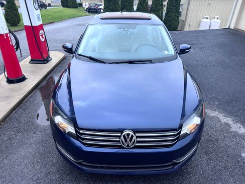Used 2013 Volkswagen Passat 2.5 SE FWD image 2