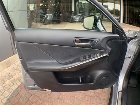 Used 2025 Lexus IS 300 image 13