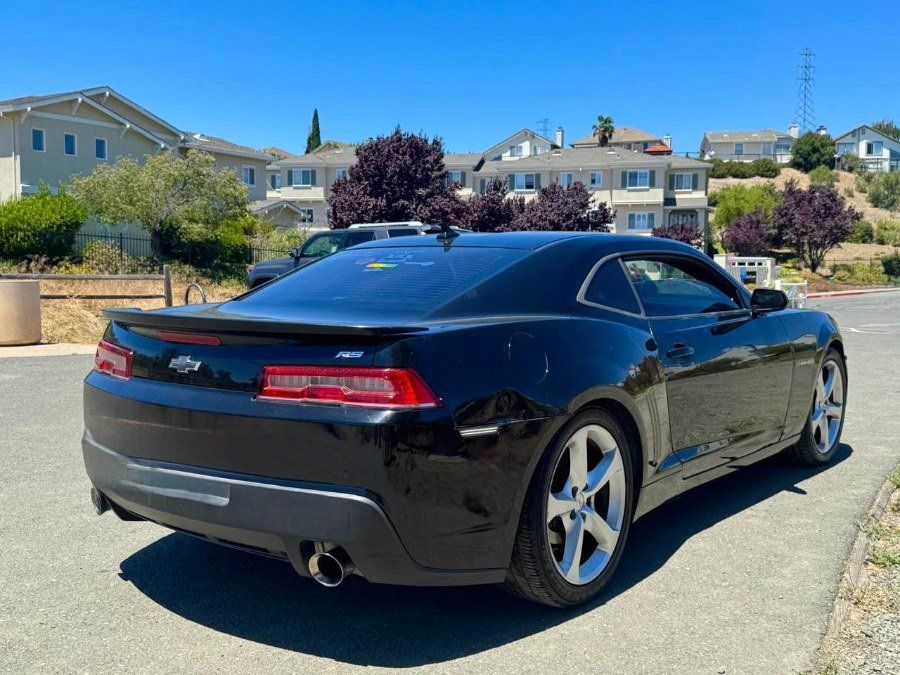 Used 2014 Chevrolet Camaro LT RWD image 4