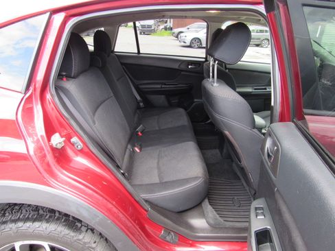 Used 2013 Subaru XV Crosstrek 2.0i Premium AWD/4WD image 18