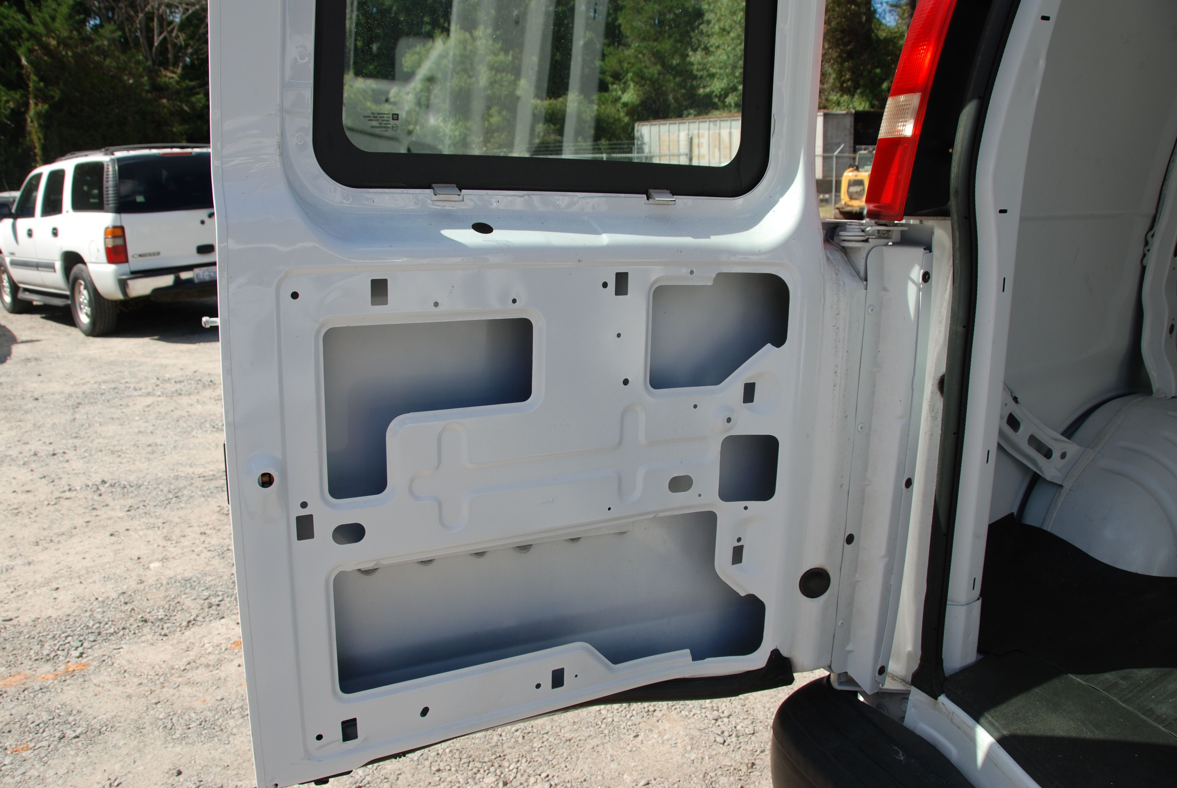 Used 2013 Chevrolet Express 1500 UNAVAIL RWD image 11
