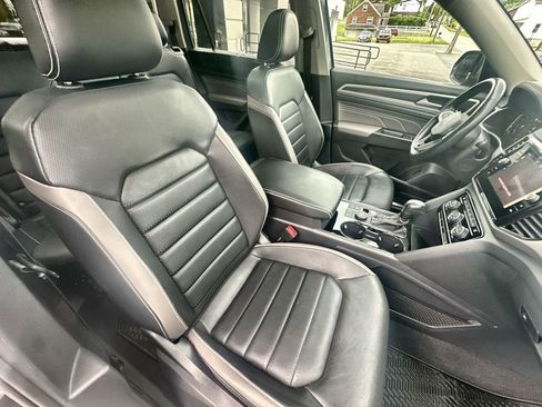 Used 2023 Volkswagen Atlas SEL Premium image 30