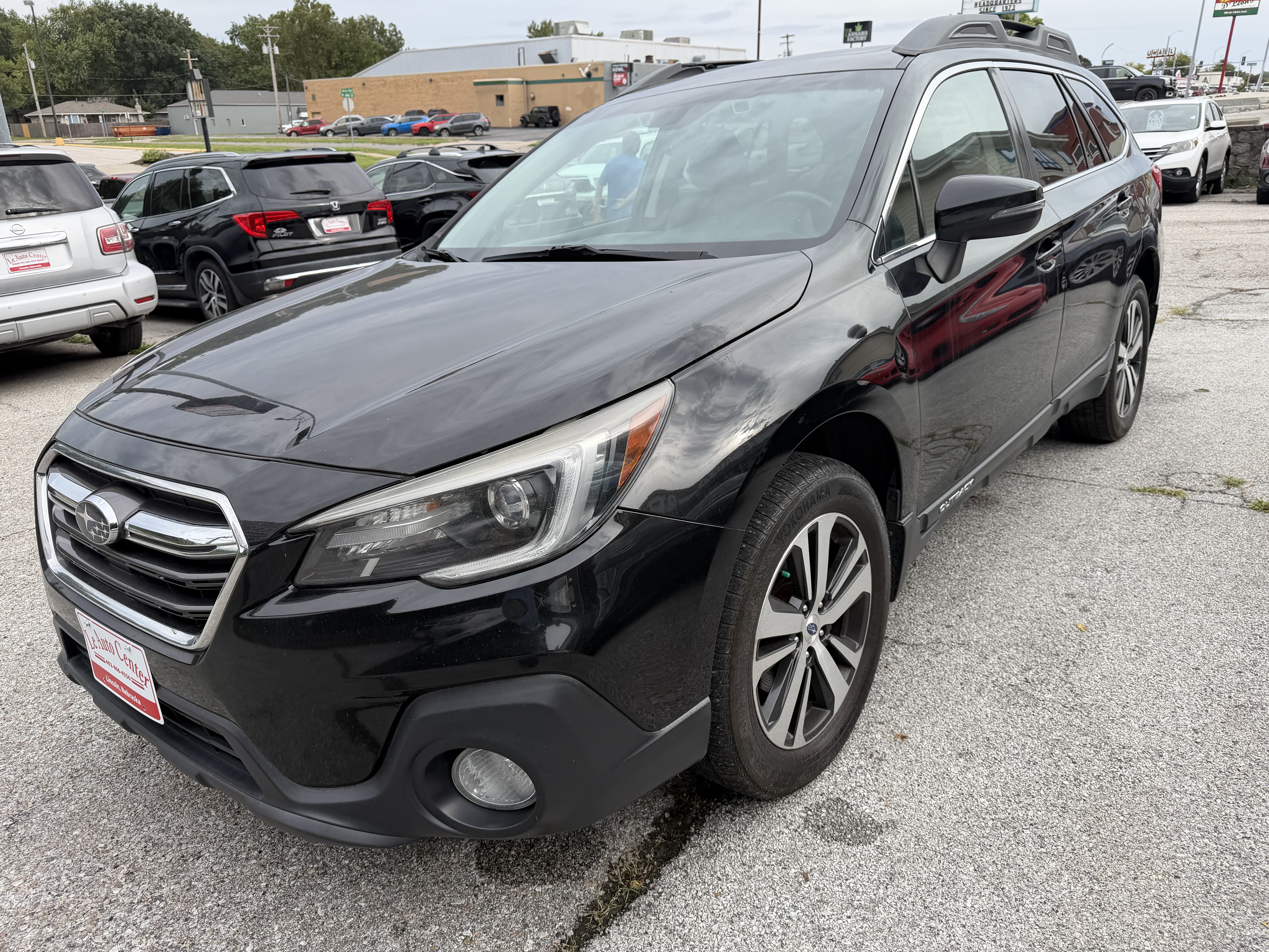 Used 2018 Subaru Outback 2.5i Limited AWD/4WD image 6