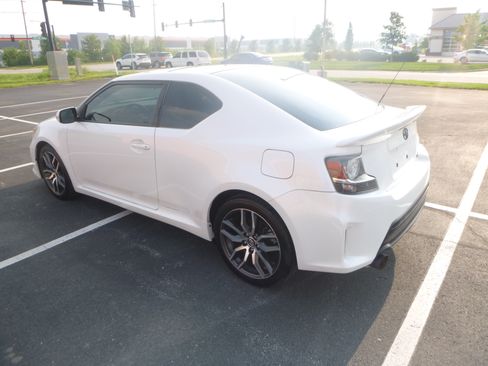 Used 2015 Scion tC Release Series 8.0 image 8