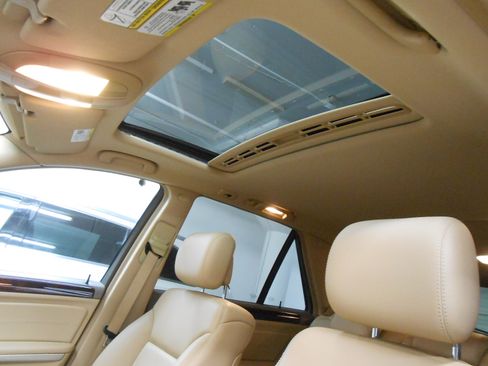 Used 2011 Mercedes-Benz ML 350 image 14