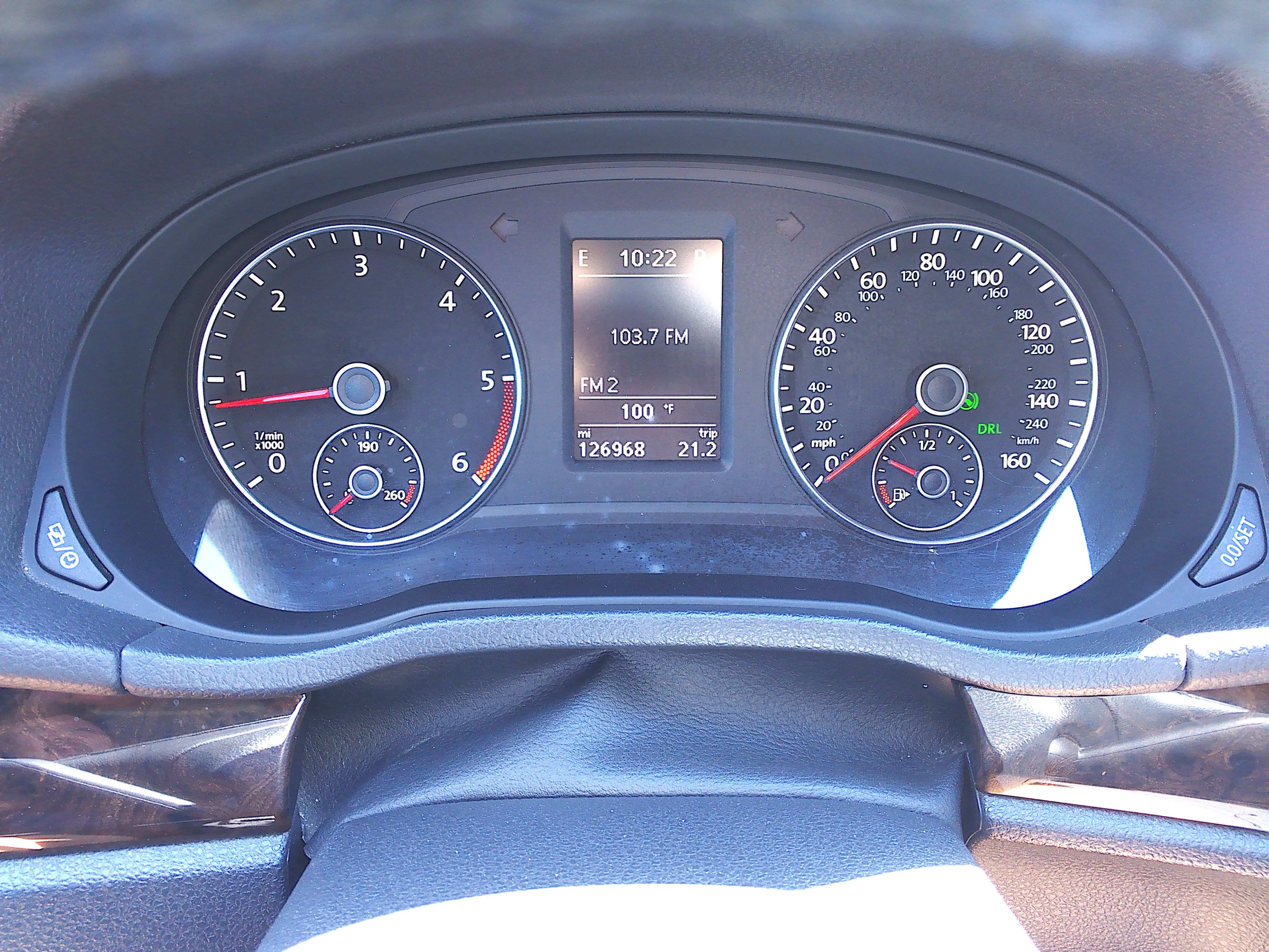Used 2015 Volkswagen Passat TDI FWD image 14
