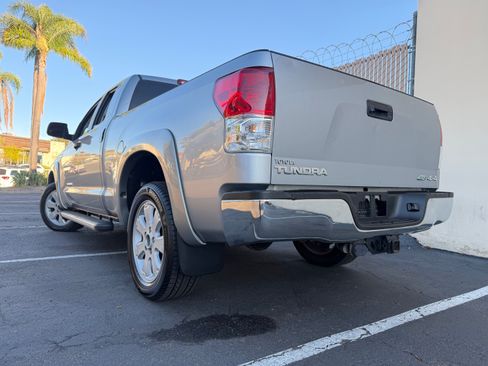 Used 2011 Toyota Tundra 4x4 Double Cab image 7