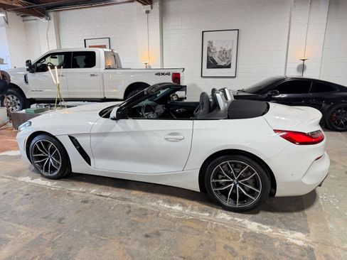 Used 2020 BMW Z4 sDrive30i image 12
