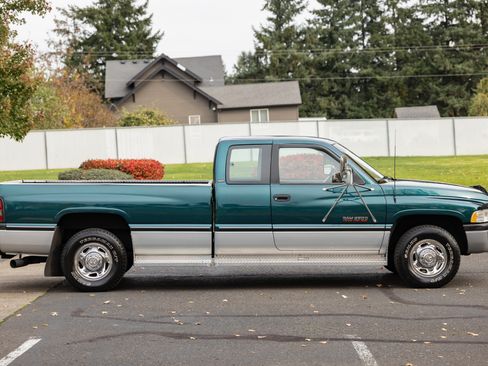 Used 1996 Dodge Ram 2500 Truck SLT image 8