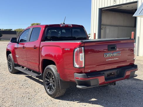 Used 2021 GMC Canyon Elevation image 2