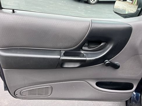 Used 2002 Ford Ranger XLT image 8