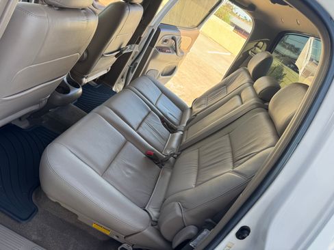 Used 2004 Toyota Tundra Limited image 29