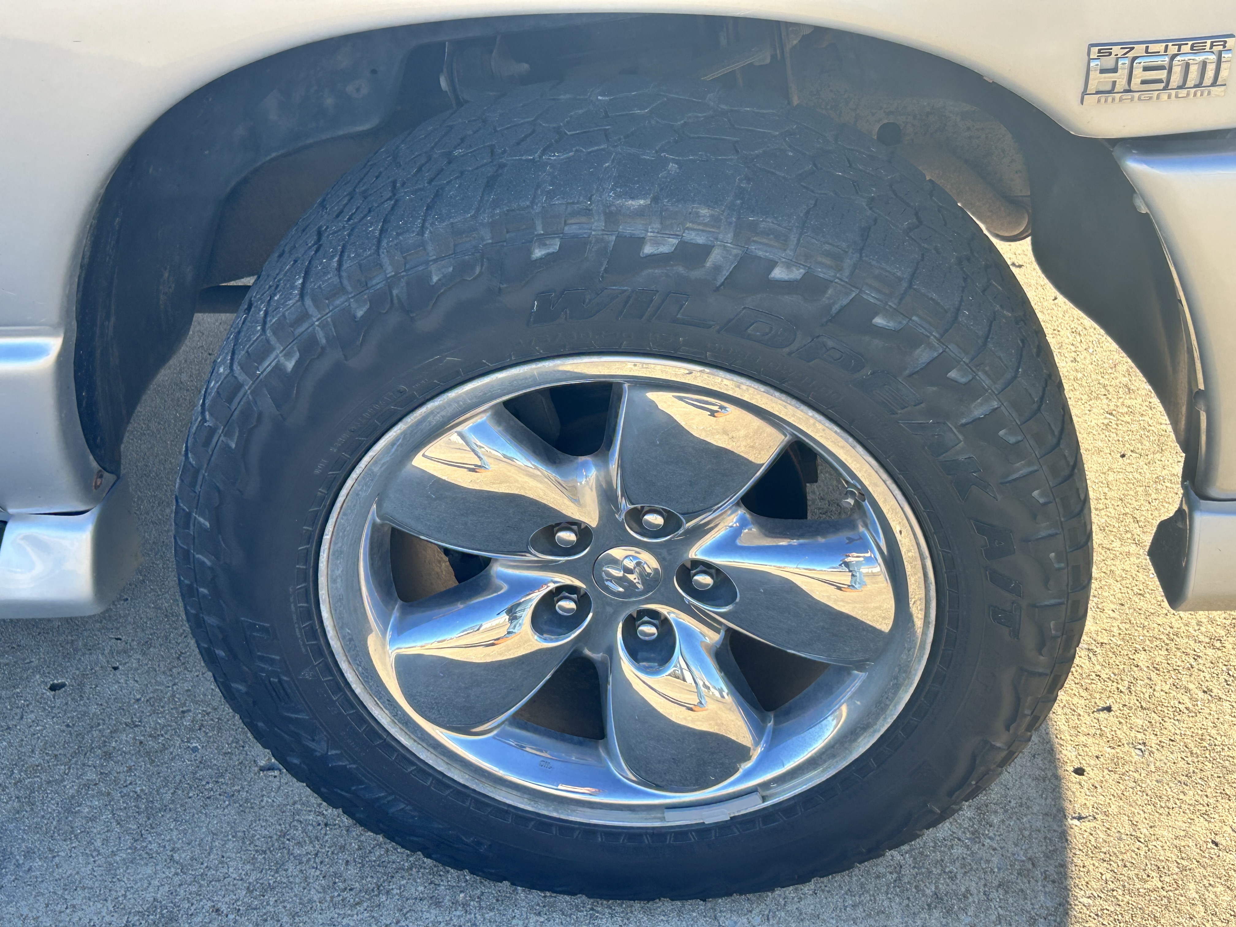 Used 2005 Dodge Ram 1500 Truck SLT AWD/4WD image 22