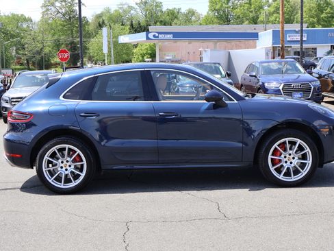 Used 2016 Porsche Macan Turbo image 9