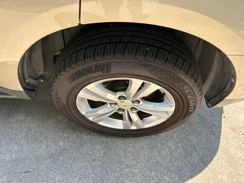 Used 2011 Chevrolet Equinox LS image 5