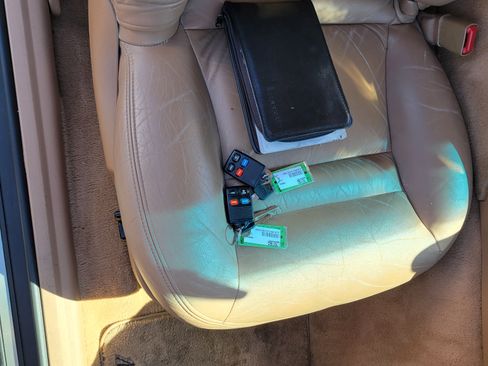 Used 1995 Lincoln Mark VIII image 14