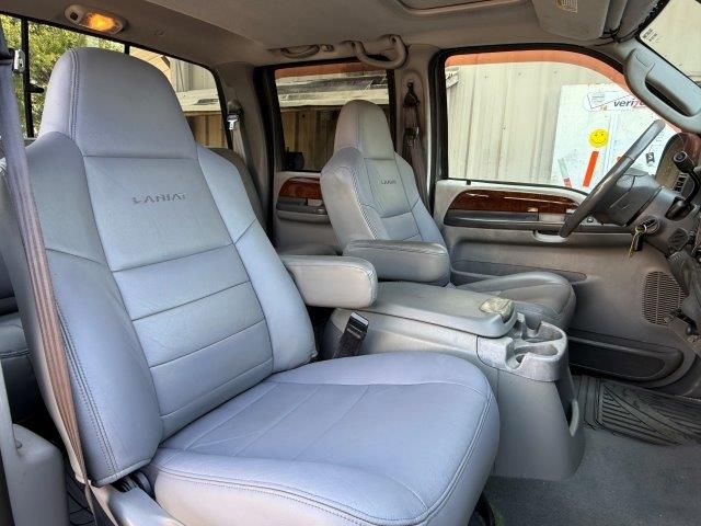 Used 2003 Ford F250 4x4 Crew Cab Lariat w/ FX4 Pkg image 14