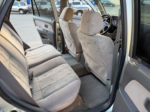 Used 2002 Toyota 4Runner SR5 image 22