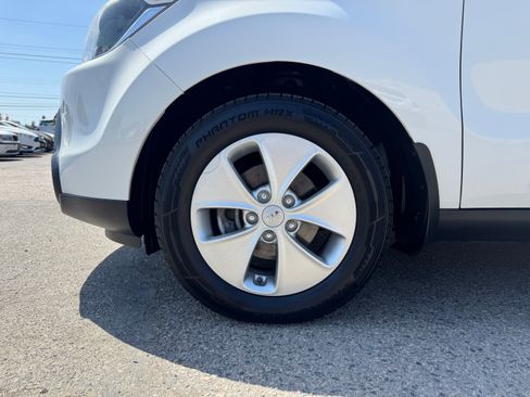 Used 2015 Kia Soul UNAVAIL FWD image 14
