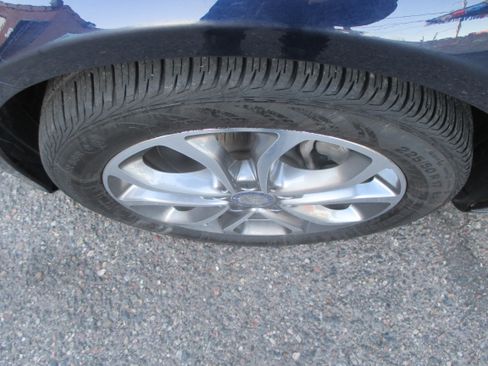 Used 2016 Mercedes-Benz C 300 Sport image 19