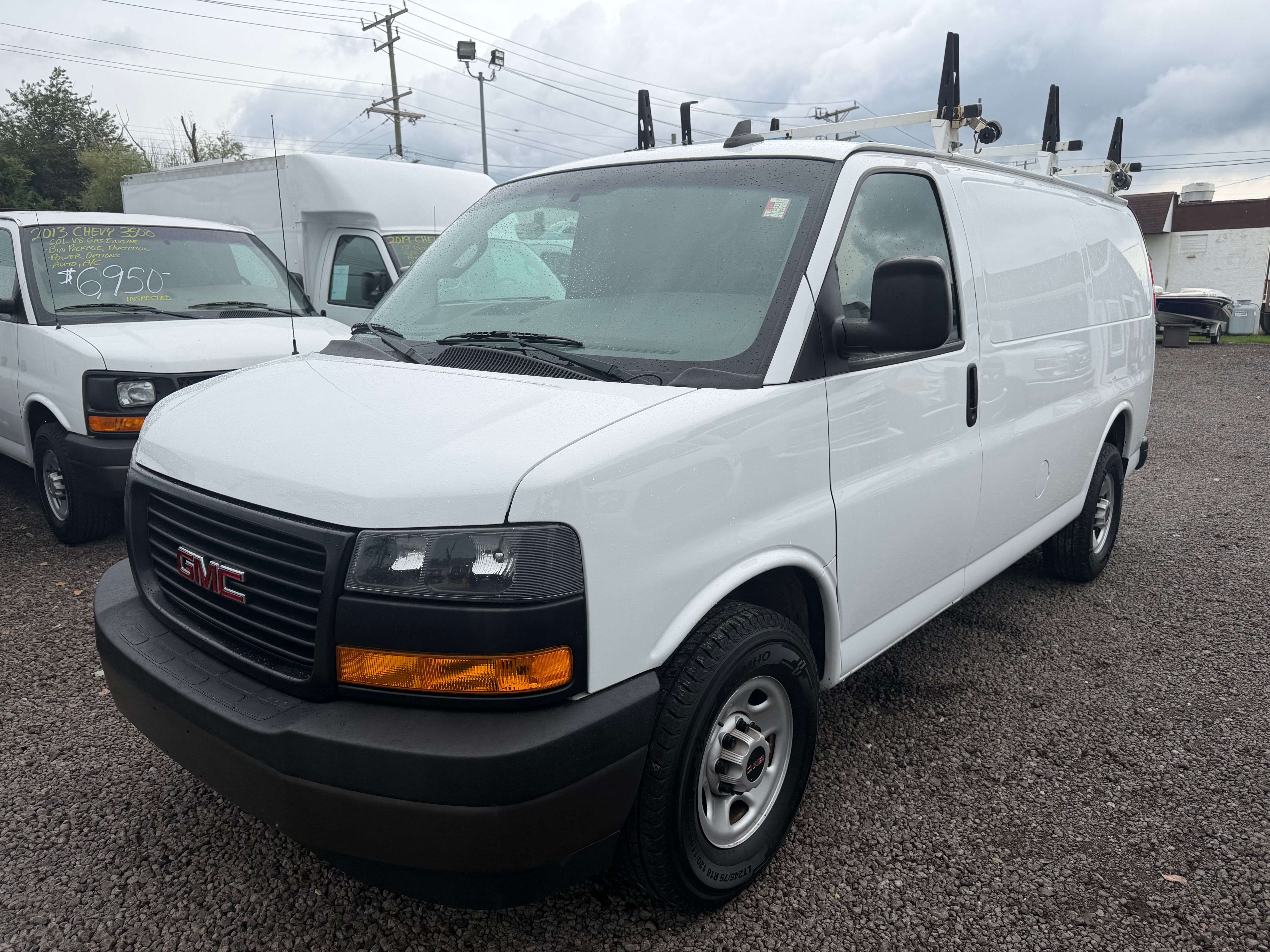 Used 2020 GMC Savana 2500 UNAVAIL RWD image 1