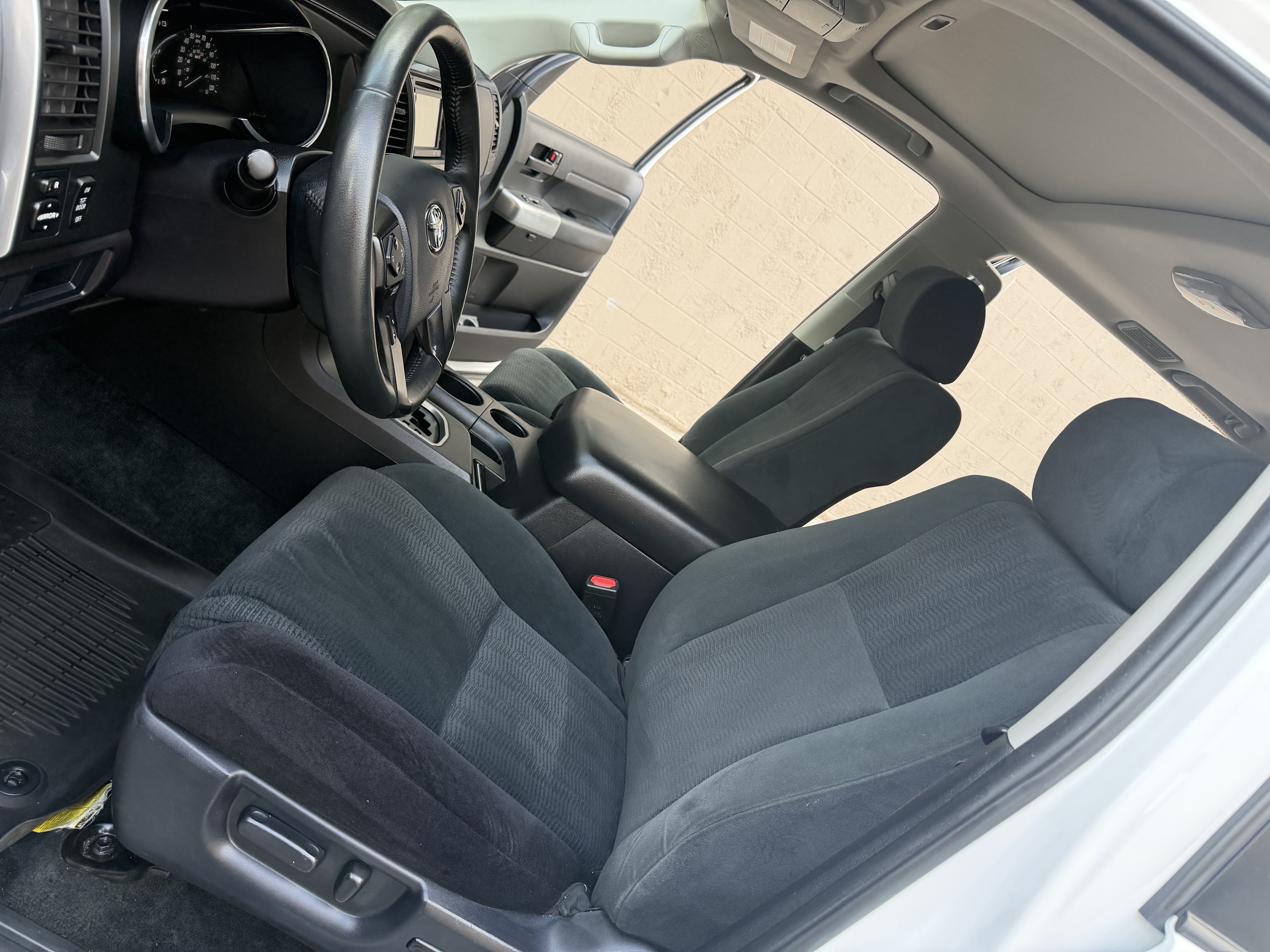 Used 2018 Toyota Sequoia TRD Sport AWD/4WD image 26