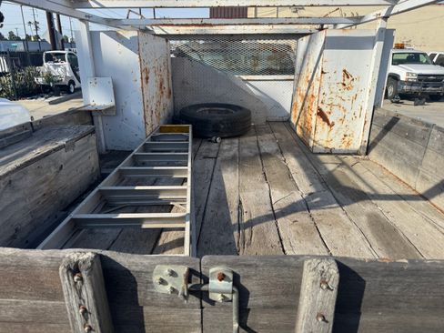 Used 2003 Ford F350 image 4