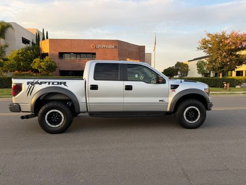 Used 2013 Ford F150 4x4 Crew Cab SVT Raptor image 6