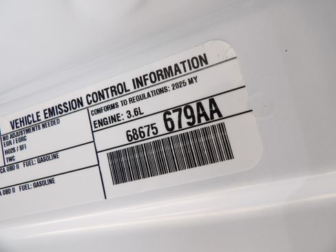 Used 2025 Jeep Grand Cherokee L Limited image 35