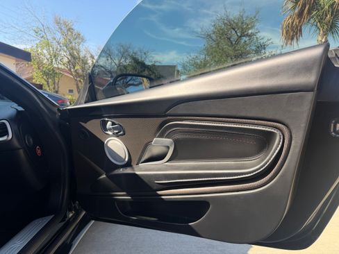 Used 2017 Aston Martin DB11 V12 image 3