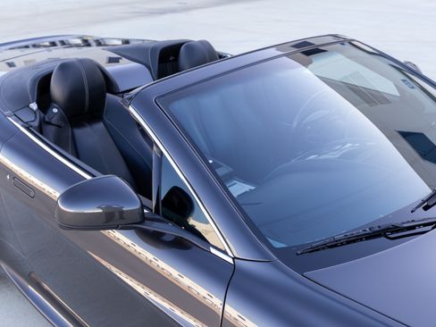 Used 2010 Aston Martin V8 Vantage image 13