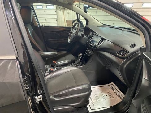 Used 2019 Buick Encore FWD Preferred image 24