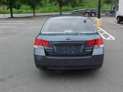 Used 2014 Subaru Legacy 2.5i image 6