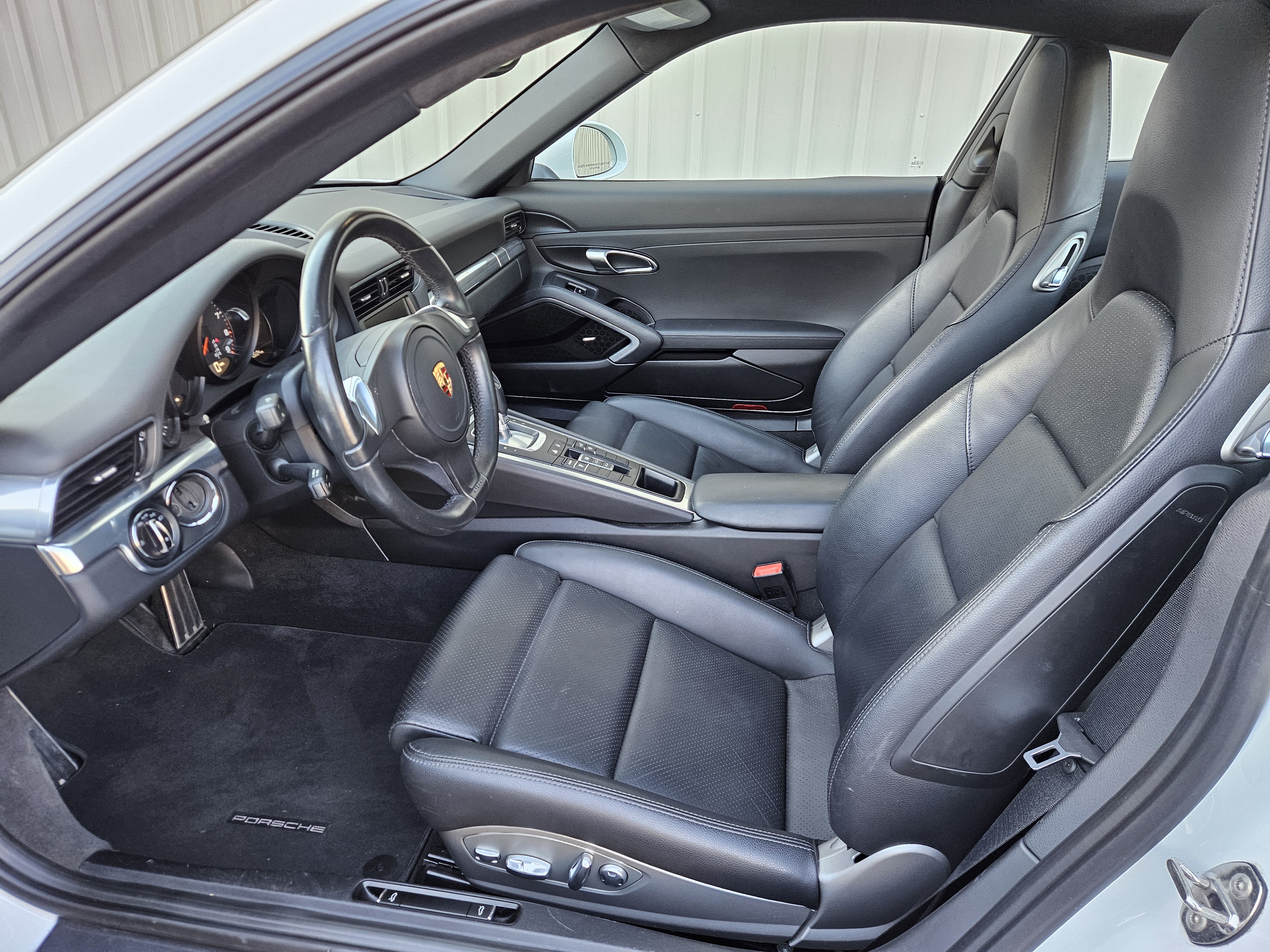 Used 2015 Porsche 911 Carrera Coupe RWD image 7