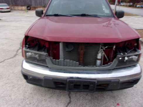 Used 2004 Chevrolet Colorado Z71 image 2