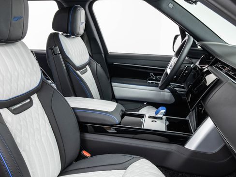 Used 2026 Land Rover Range Rover Long Wheelbase SE image 26