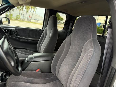Used 2000 Dodge Dakota Sport RWD image 53
