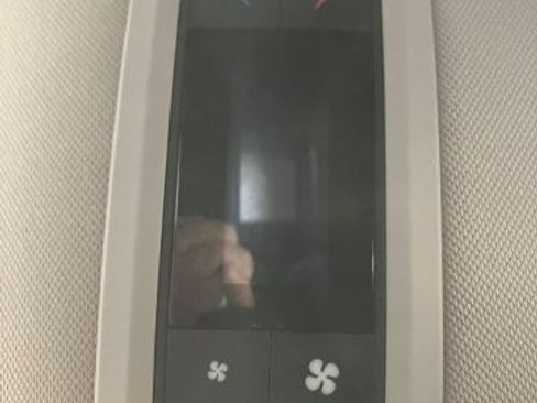 Used 2023 Chrysler Pacifica Touring-L image 26