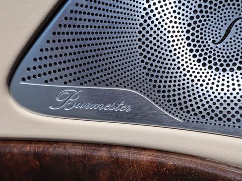 Used 2020 Mercedes-Benz S 560e image 25