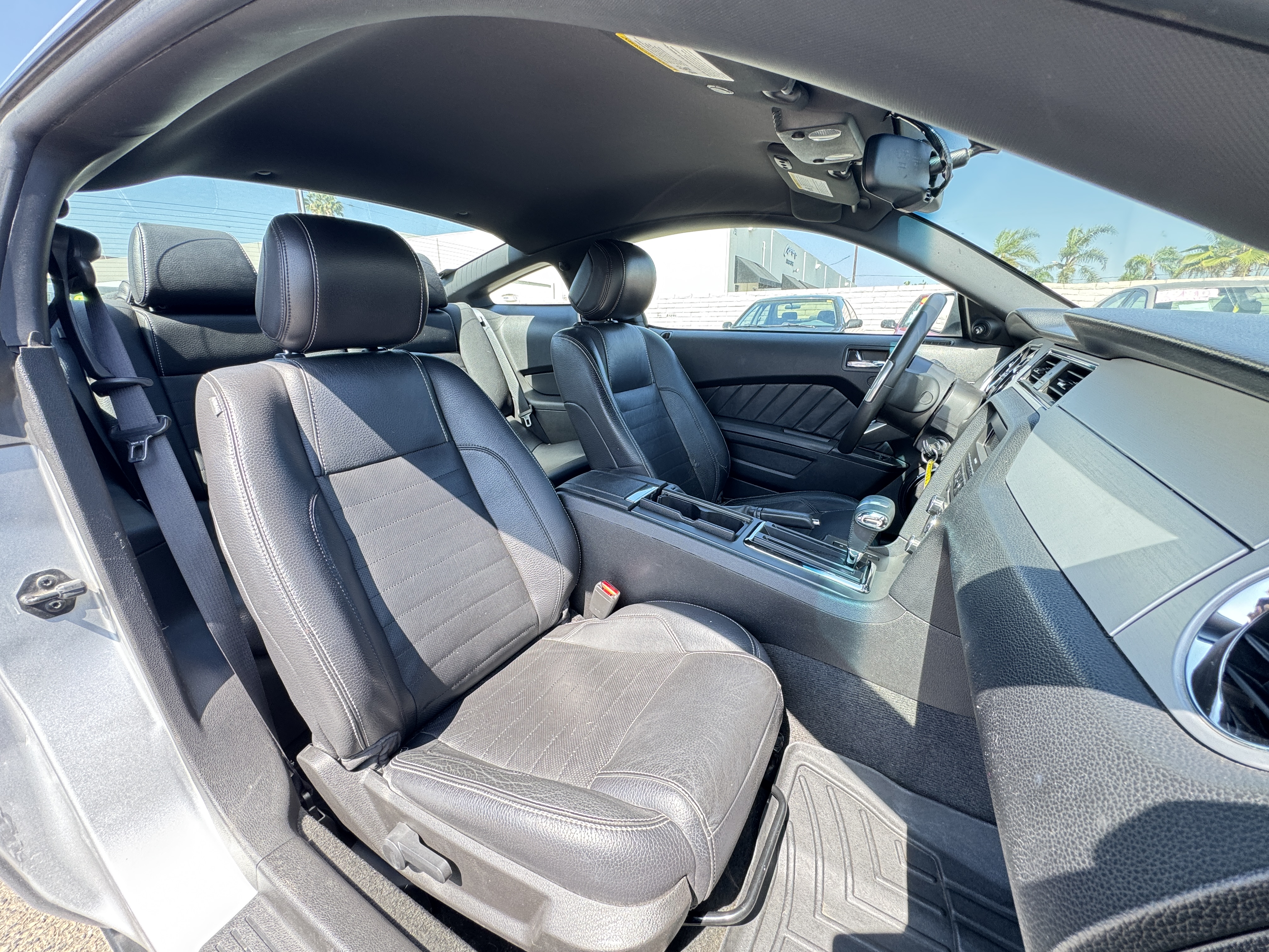 Used 2012 Ford Mustang Coupe RWD image 18