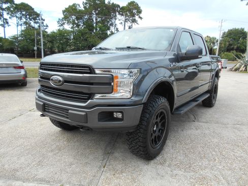Used 2019 Ford F150 4x4 SuperCrew Lariat image 2