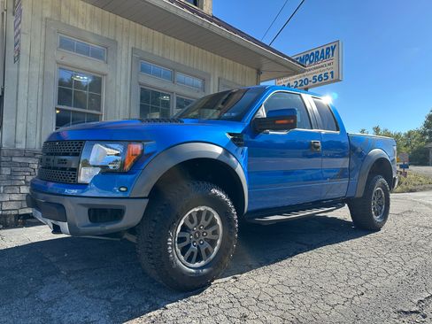 Used 2010 Ford F150 Raptor image 1
