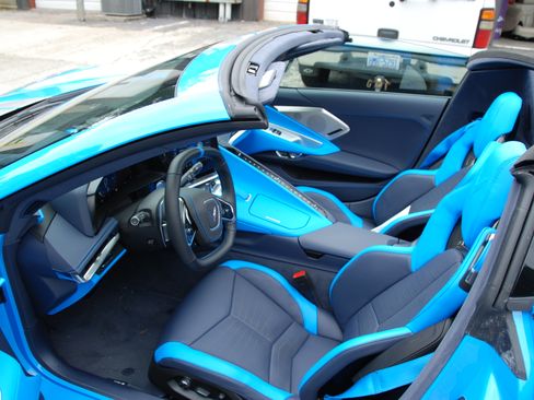 Used 2021 Chevrolet Corvette Stingray Premium Conv w/ 3LT RWD image 10
