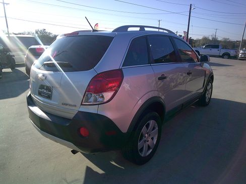 Used 2012 Chevrolet Captiva Sport LS image 4