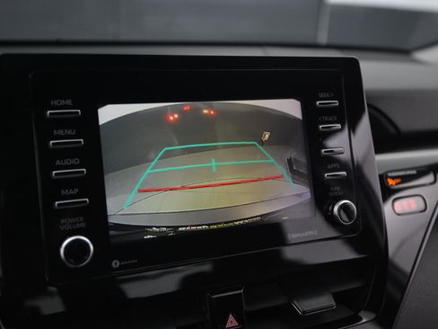 Used 2022 Toyota Camry SE image 29