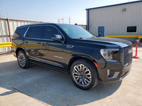 Used 2023 GMC Yukon Denali Ultimate image 4