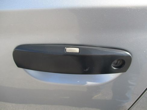 Used 2016 Dodge Charger SE image 13