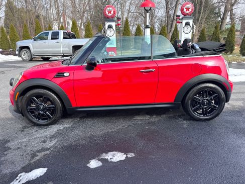 Used 2015 MINI Cooper image 9